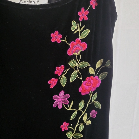 Vintage Maxi Velvet Black Dress 8 - Picture 4 of 7